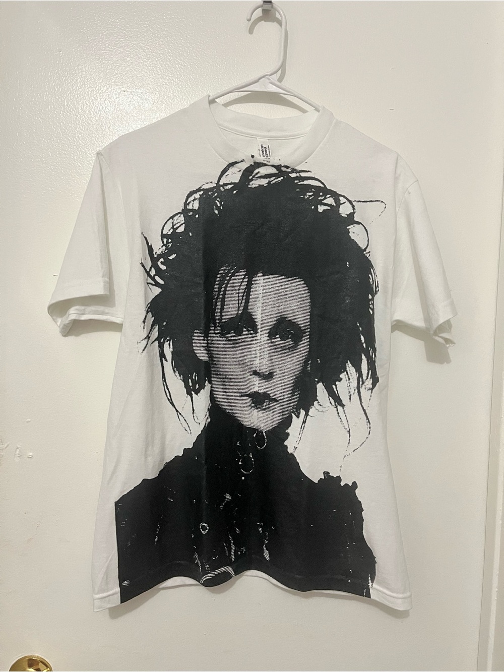 American Apparel White Short-Sleeve Tee with Edward Scissors Hands Graphic. NWOT